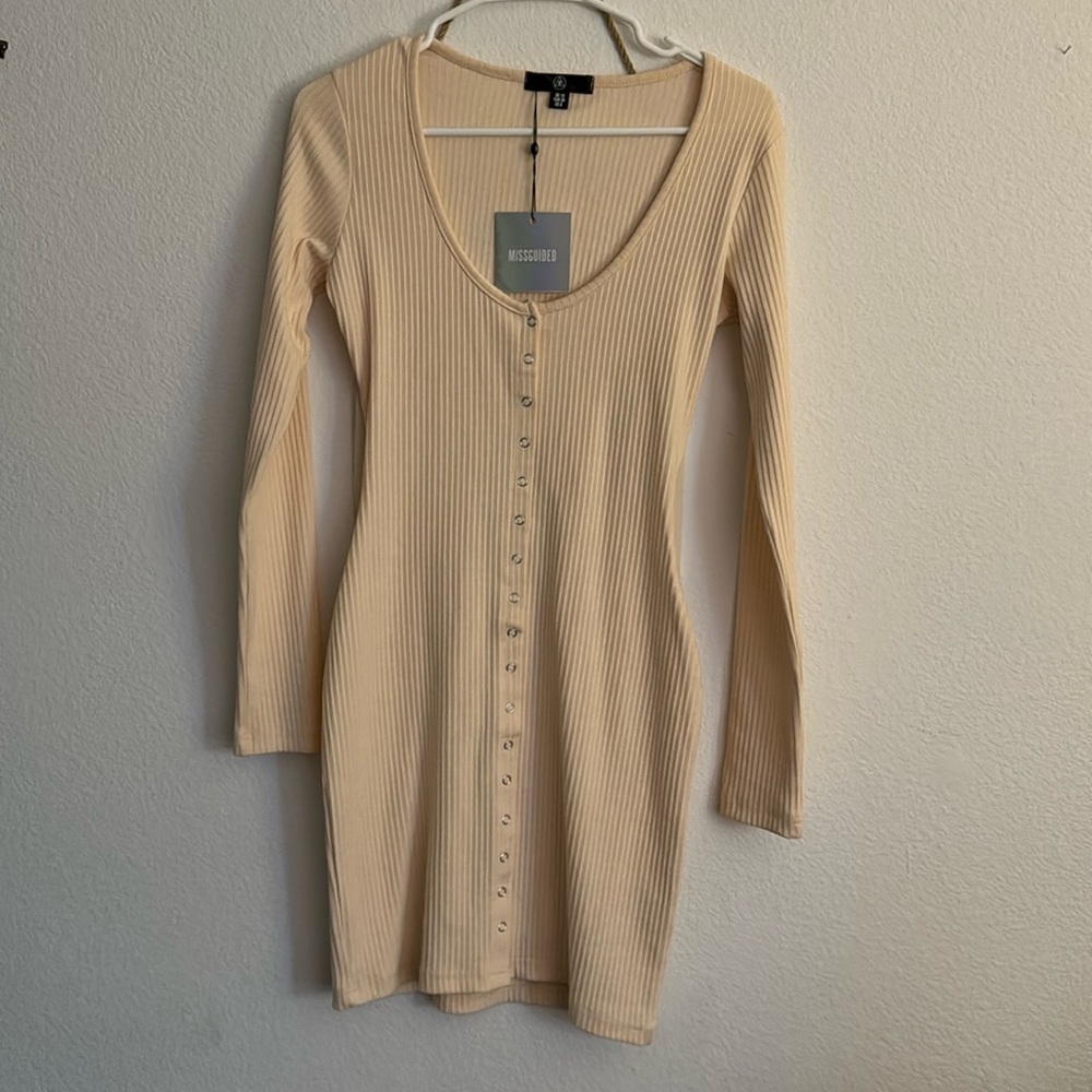 NWT Missguided Long Sleeve Ribbed Button Up Midi Dress